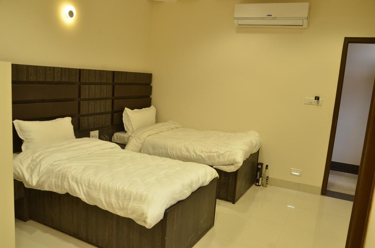 Hotel Bellevue Inn Ganganagar Exterior photo